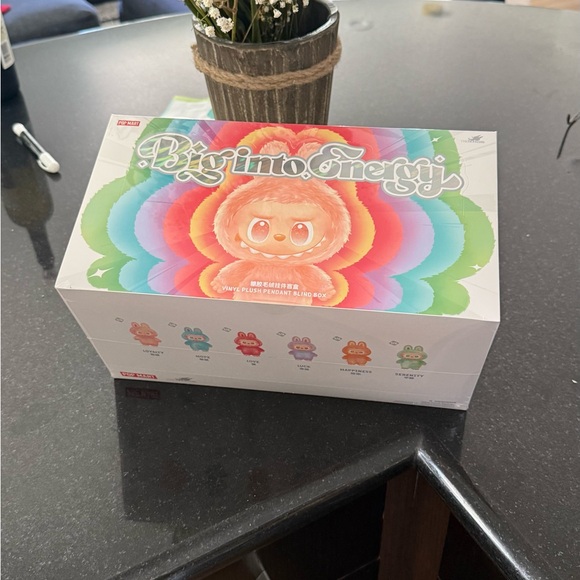 Pop Mart Big into Energy Vinyl Plush Pendant Blind Box. Whole set. - Picture 2 of 5